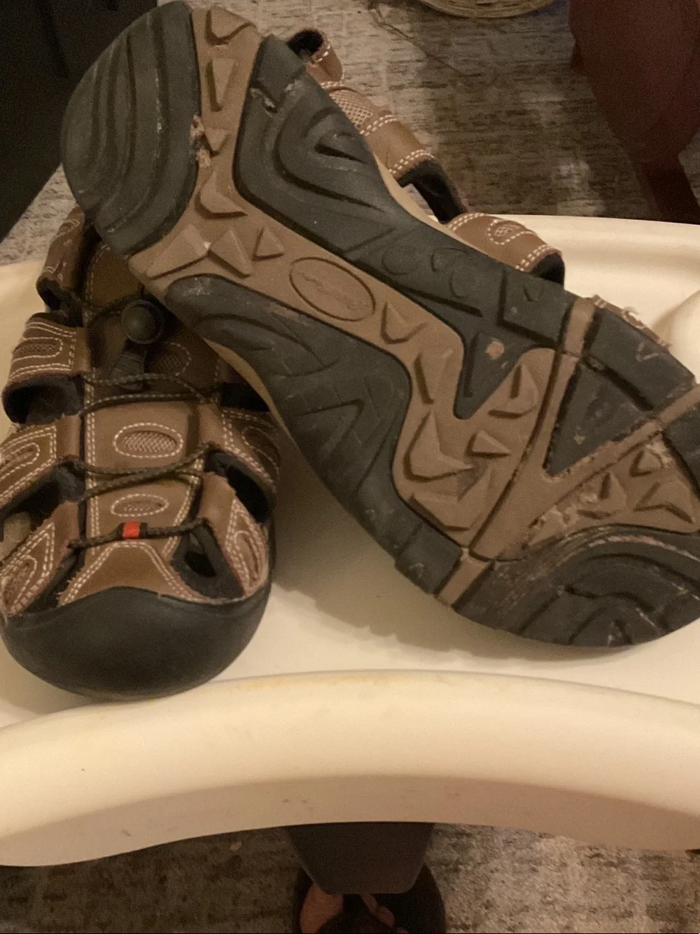 Eddie Bauer Brown Black Outdoor Fisherman Sandals size 11 (Men’s)